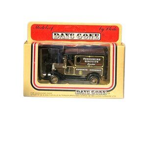 Lledo Models Of Days Gone Yorkshire Biscuits Diecast Collectible Van With Figure